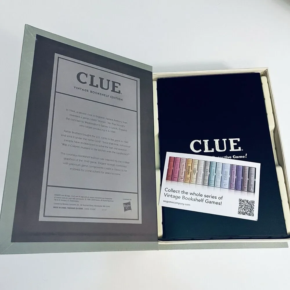 CLUE Vintage Bookshelf Edition Family Board Game